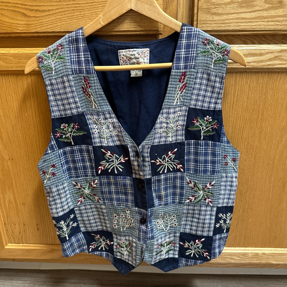 Vintage New Directions Navy and Red Patchwork Embroidered Tapestry Vest